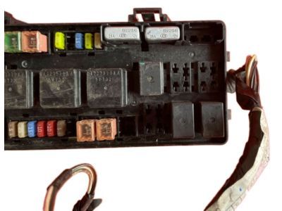 Mopar 4692322AC Distribution Box, Front