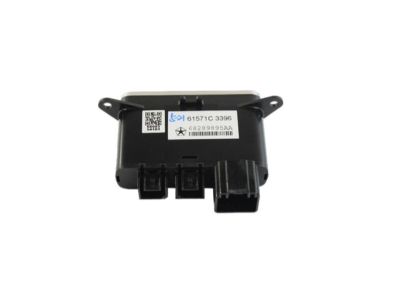 Dodge 68289895AA MEDIA CENTER Hub SD USB Port Auxiliary