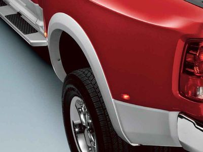 Ram 82212208AB MOLDING KIT Wheel Lip Opening